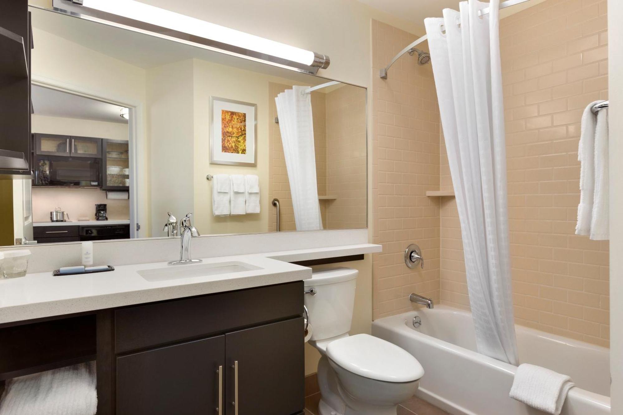 King Studio Suite